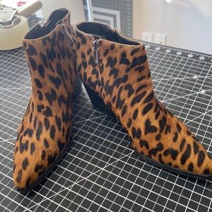 Animal print faux hair booties